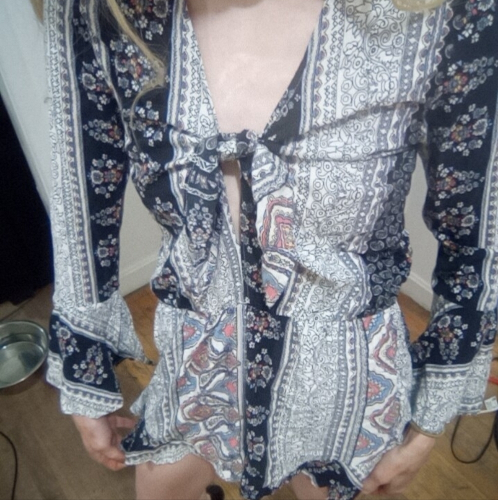 Boho psychedelic pattern tie front super short romper black white handkerchief